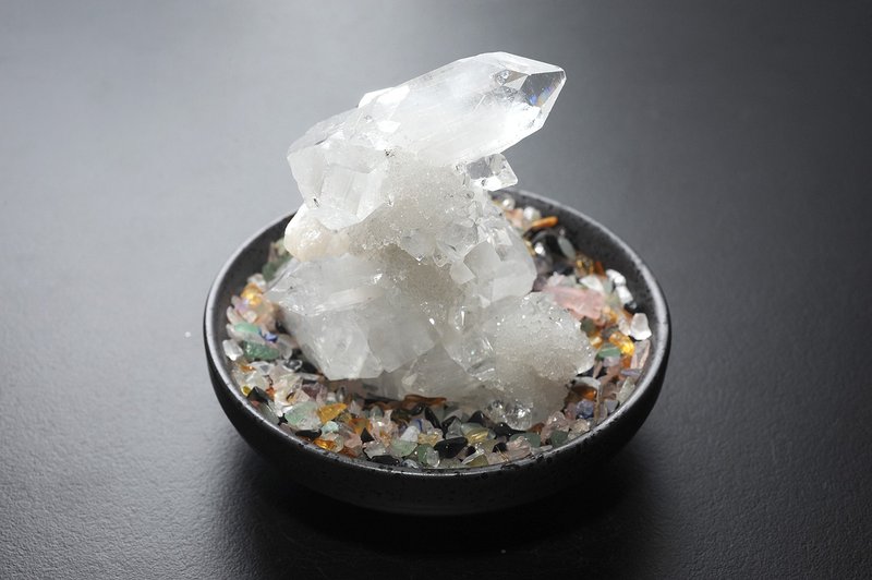 寶石級超閃魚眼石沸石叢聚晶簇A5 礦石/水晶/靈修/開運/招財/破煞 - 擺飾/家飾品 - 水晶 