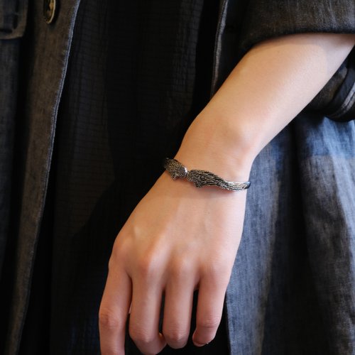 ファッションアクセサリー】SOULITE ウィングシルバーブラック