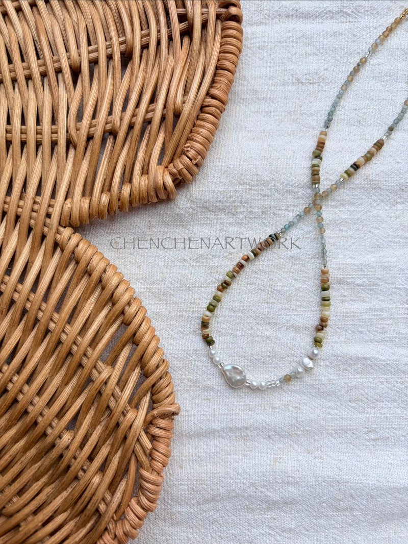 小島散步 手作 串珠 串珠項鍊 珍珠項鏈 - 項鍊 - 其他材質 卡其色