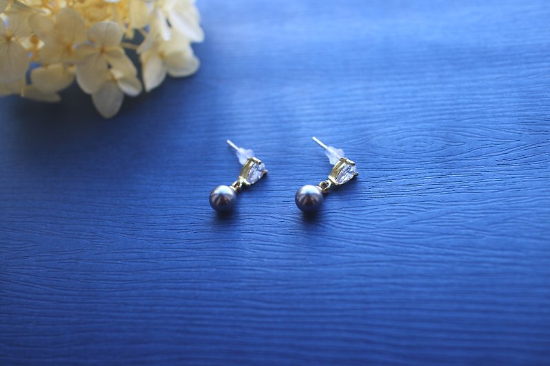 Ocean tears-zircon brass earrings - Earrings & Clip-ons - Copper & Brass Gold