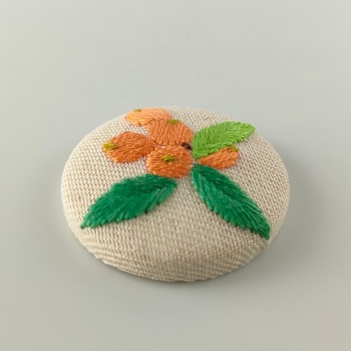 専用商品　刺繍ブローチ 満開の桜刺繍ブローチor刺繍ヘアゴム ブローチ かなちゃん手刺繍