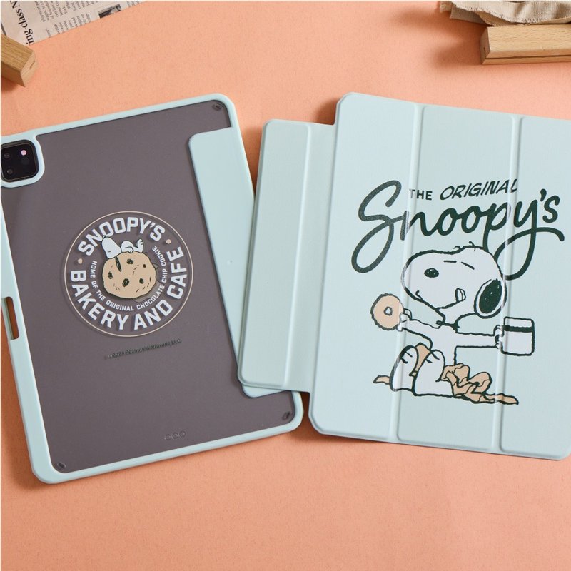 SNOOPY史努比牛奶甜甜圈強悍磁吸iPad三折保護殼 - 平板/電腦保護殼/保護貼 - 塑膠 多色