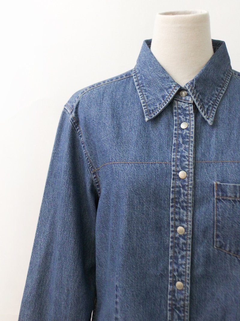 Vintage European Wild Loose Two Wear Denim Denim Long Sleeve Dark Blue Vintage Shirt Jacket - Women's Shirts - Cotton & Hemp Blue