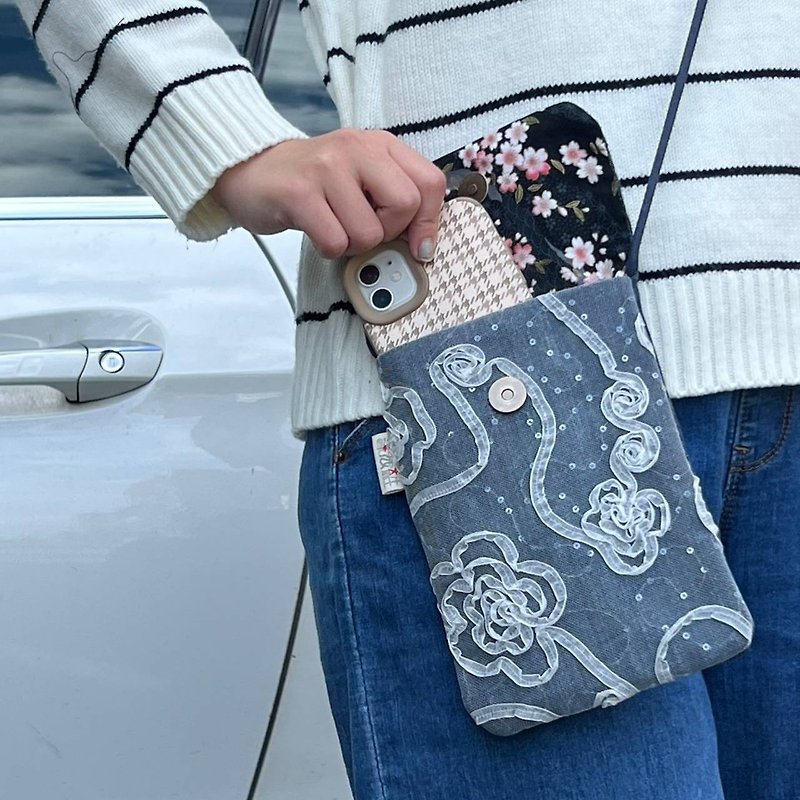 [Wedding Lace x Denim Side Bag/Mobile Phone Bag] Handmade/Environmental and Sustainable Products - Messenger Bags & Sling Bags - Other Materials Blue