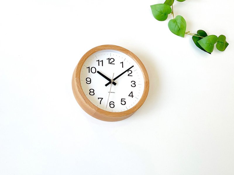 KATOMOKU Muku clock 16 オーク km-108OA S-size 掛け時計 連続秒針 日本製 小型 - 時計 - 木製 カーキ