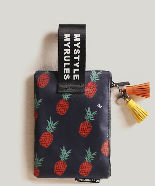 Masmarulez Taiwan 韓國設計師品牌 Masmarulez 麻藥手拿包－Cute pineapple