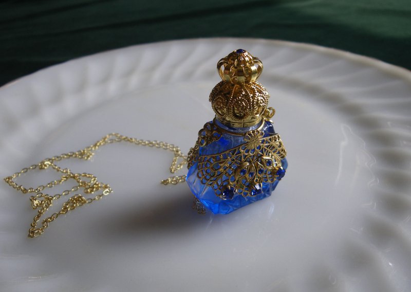 [OLD-TIME] Early Czech exquisite hand-made portable perfume bottle #12 - ของวางตกแต่ง - วัสดุอื่นๆ 