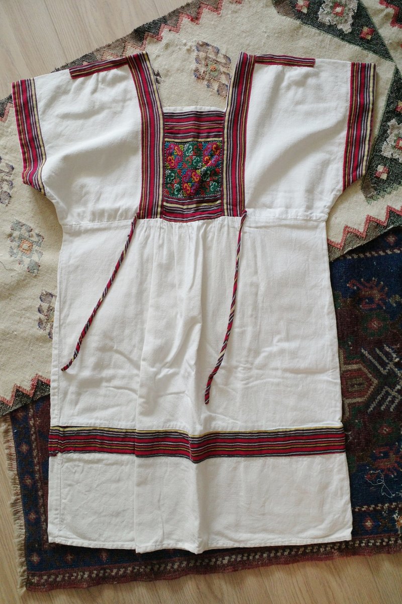 Vintage 泰北苗族手工刺繡棉洋裝 長版上衣 - 洋裝/連身裙 - 棉．麻 