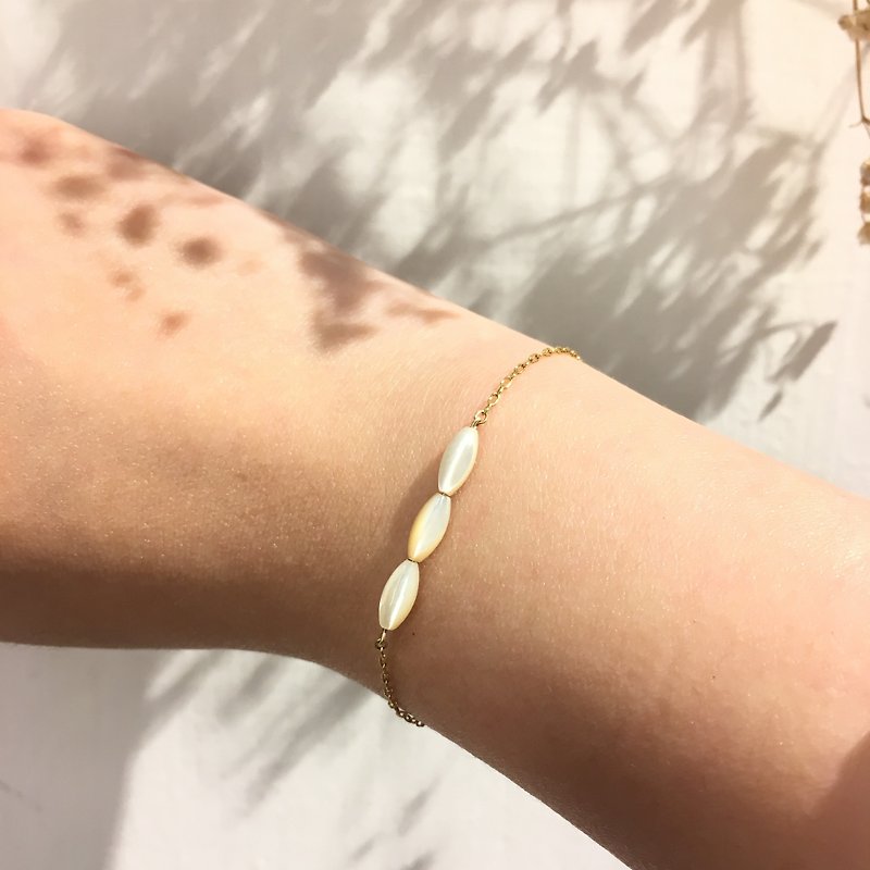 熠熠生辉18k gold bracelet - Bracelets - Shell White