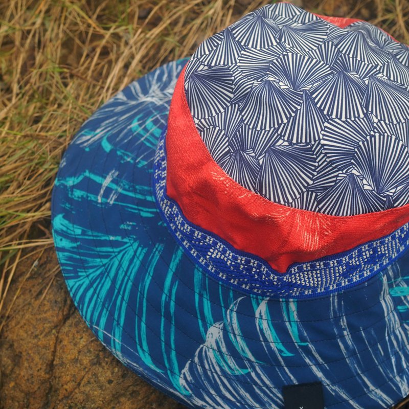 Scrap Bucket Hat | Handmade in Hong Kong - หมวก - เส้นใยสังเคราะห์ 