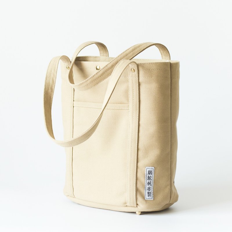 Simple canvas side backpack M-white oak / handmade shoulder bag / portable tote bag / Valentine's Day gift - กระเป๋าแมสเซนเจอร์ - ผ้าฝ้าย/ผ้าลินิน สีกากี