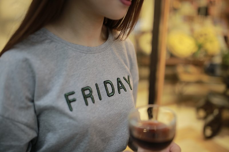 Taiwan Hare Friday Long Sleeve T-Shirt - Women's T-Shirts - Cotton & Hemp Gray