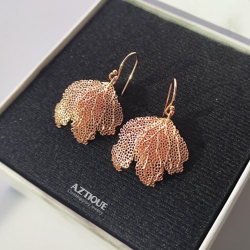 AZTIQUE 【雙11折扣】Silver earrings , Coral Earrings , Hooks Earrings
