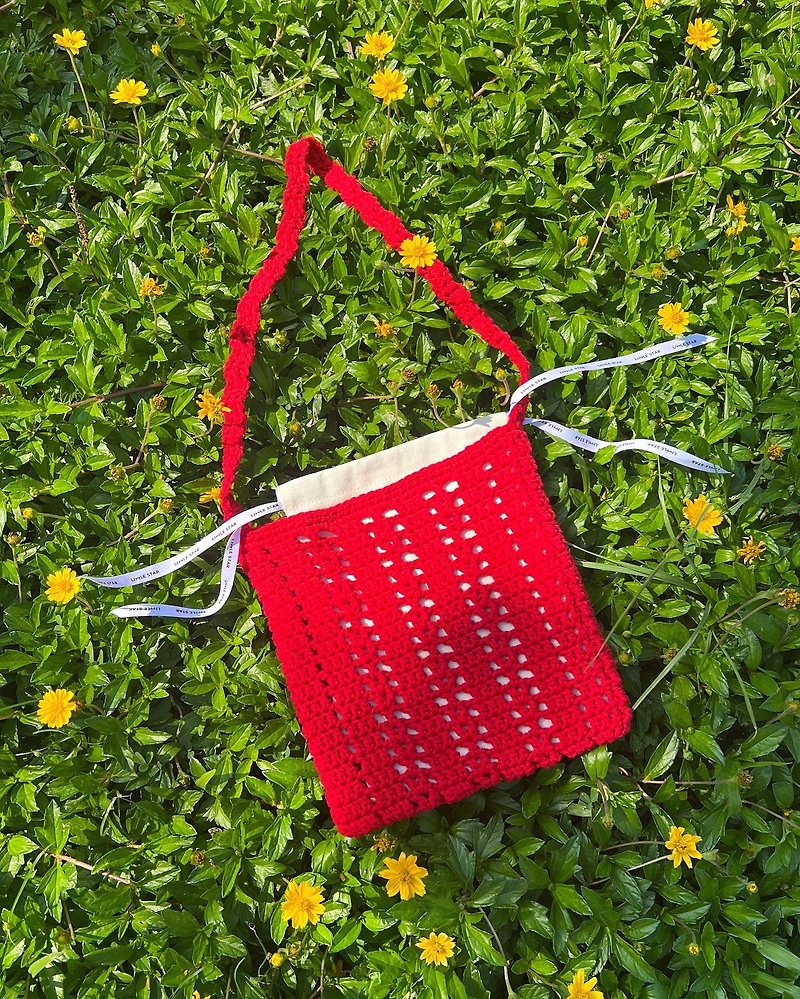 ผ้าฝ้าย/ผ้าลินิน กระเป๋าแมสเซนเจอร์ สีแดง - Summer crochet shoulder bag