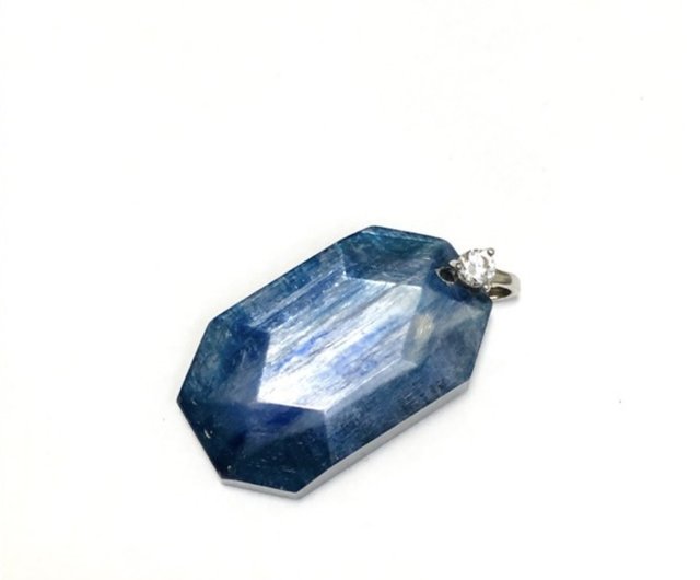 カイヤナイト半透明ブルークリスタルキャッツアイ石シリーズ