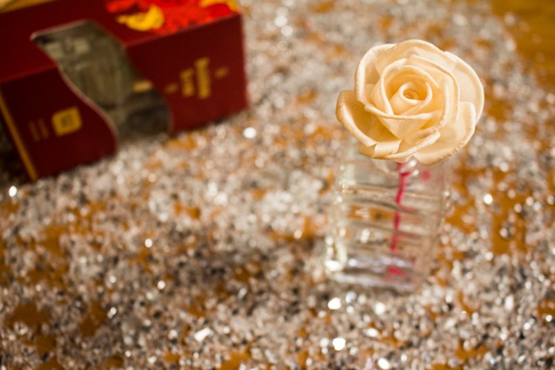 情人節限量 - 築香玫瑰與玫瑰乾燥花 - 香氛/精油/擴香 - 玻璃 紅色