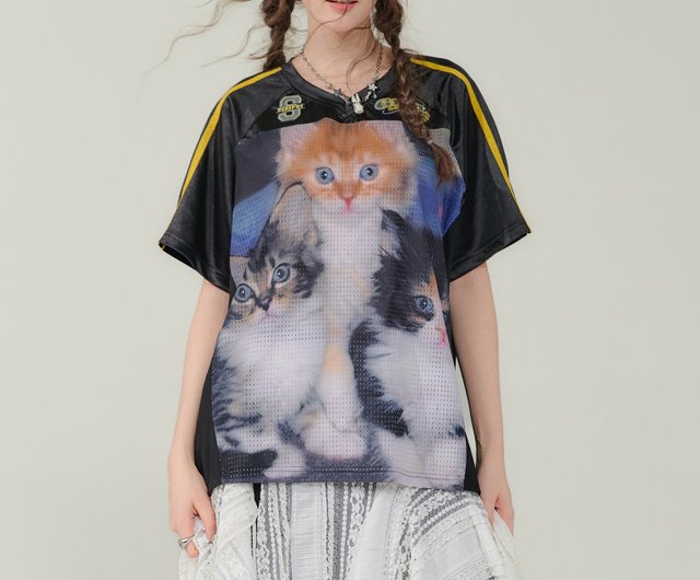 猫プリントTシャツ バックプリントver.】 猫たち専用ポケット / すとろべりーガム