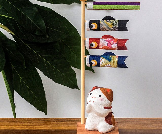 日本製の京都の龍と虎の手作り絹鯉のぼりを見つけて、贈り物に幸運を