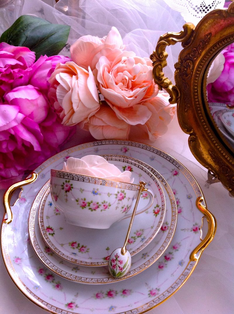 ♥安妮瘋古物♥日本製骨瓷手繪粉紅玫瑰花茶杯,咖啡杯 點心盤三件組～浪漫 生日禮物 下午茶 ~ - 咖啡杯/馬克杯 - 瓷 