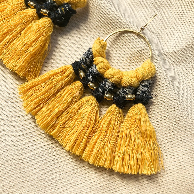 Big Sari Tassel Handmade Earrings Bright Yellow - ต่างหู - ผ้าฝ้าย/ผ้าลินิน สีเหลือง