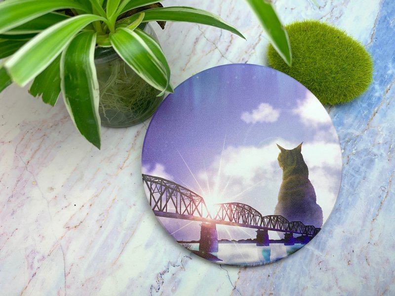 Animal illustration ceramic water coaster [Giant cat and sunrise on the old iron bridge] - ที่รองแก้ว - ดินเผา ขาว