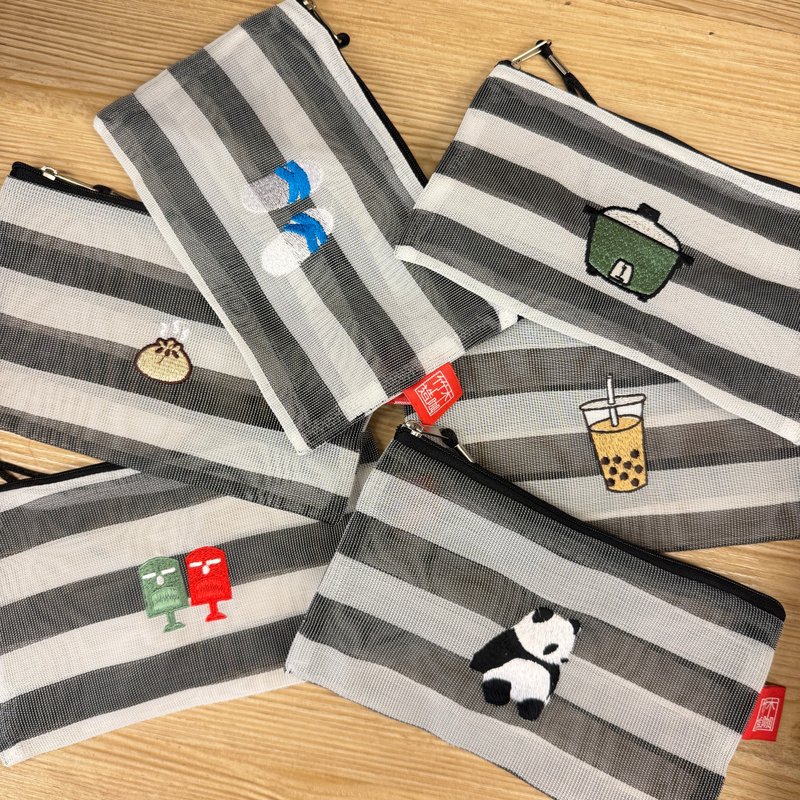台灣刺繡茄芷收納袋 - 錢包/皮夾/長短夾 - 塑膠 多色