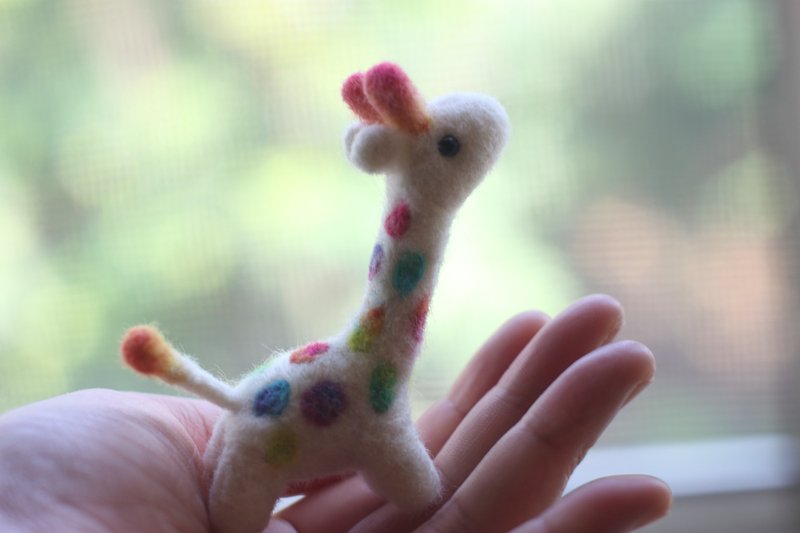 Q version rainbow giraffe necklace (small) can also be customized as a pendant - Necklaces - Wool Multicolor