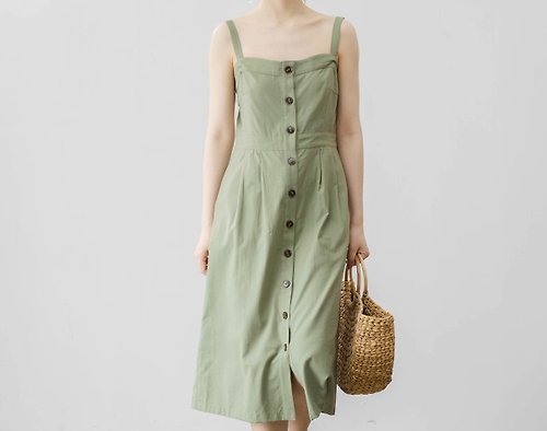 三良洋貨 法式復古 夏日青草綠肩帶可調節棉質洋裝