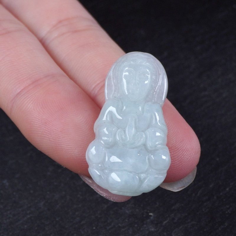 飄綠翡翠寶瓶觀音菩薩項鍊 | 天然緬甸玉翡翠A貨 | 送禮 - 項鍊 - 玉石 綠色