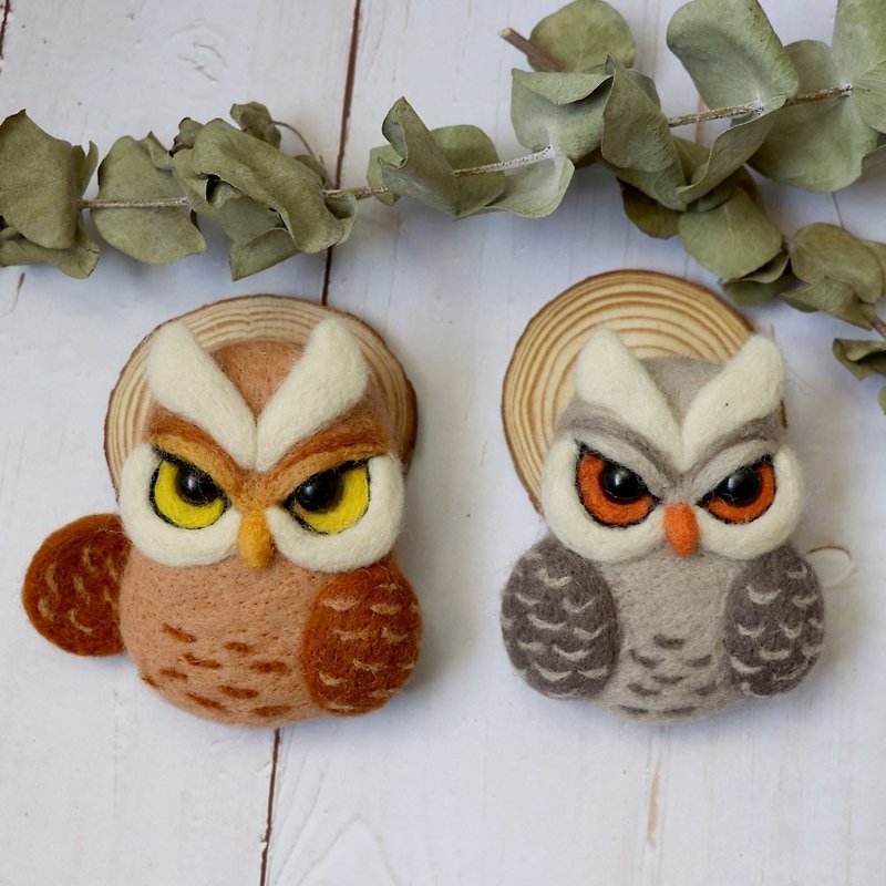 Wool Felt-Owl pin brooch - Badges & Pins - Wool Multicolor