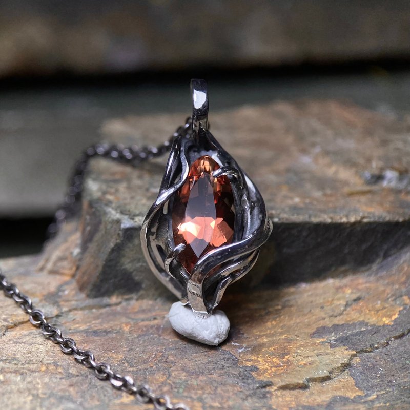 Natural Ore / Sunshine / Oregon Stone/ Sterling Silver Necklace - สร้อยคอ - เครื่องเพชรพลอย สีส้ม