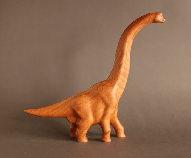 木製の恐竜ブラキオサウルス、木製の手彫り彫刻 - ショップ