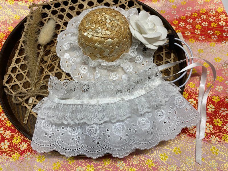 Camellia lace straw hat and lace scarf - Collars & Leashes - Linen Khaki