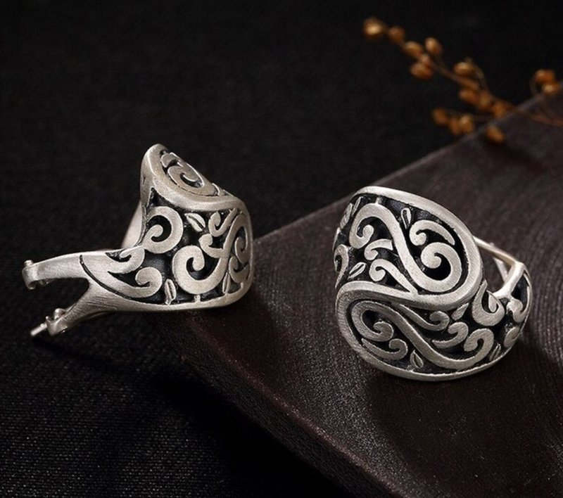 S 925 Sterling Silver Hollow Totem Patterns Jewel Handmade Women Stud Earrings - ต่างหู - เงินแท้ สีเงิน