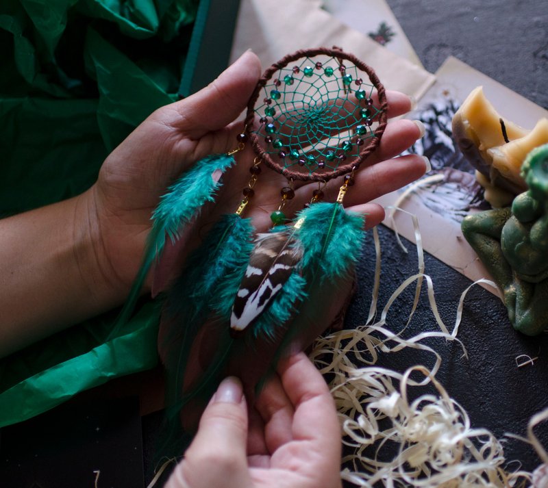 Green brown natural dreamcatcher car hanging accessories, Dreamcatcher small - 壁貼/牆壁裝飾 - 繡線 綠色