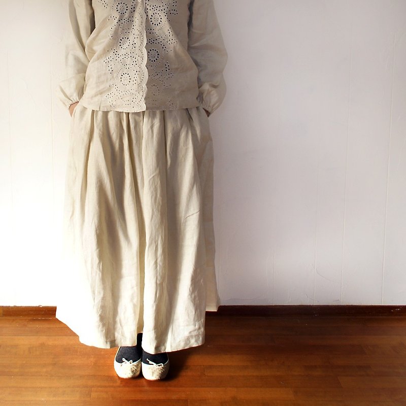 Free shipping / linen 100percent　waist tuck long skirt /  rm-32 / ivory - Skirts - Cotton & Hemp White