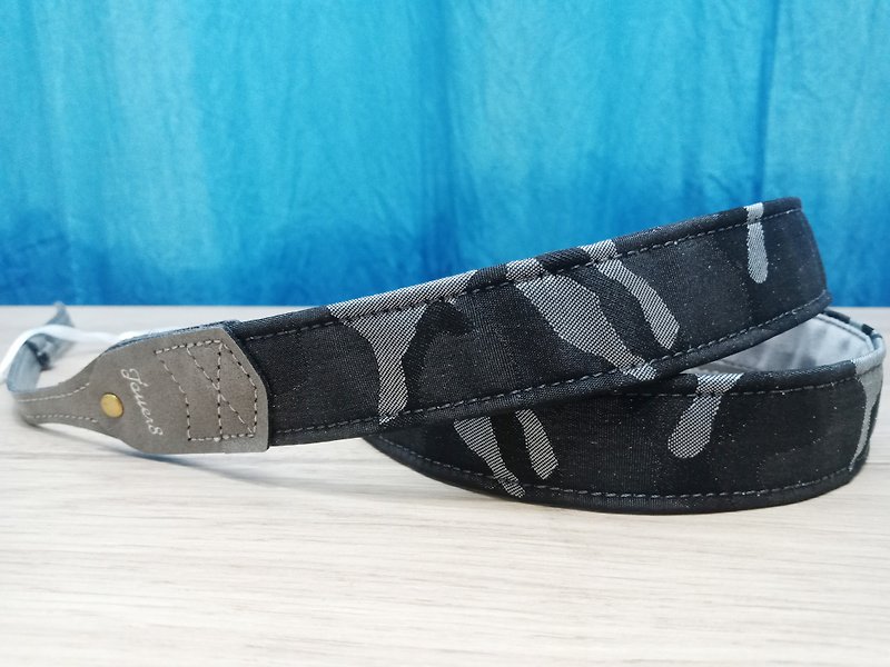 2.5 Pressure relief camera strap-camouflage layered rock-exclusive design waterproof cloth-calm and low-key - Camera Straps & Stands - Waterproof Material Black