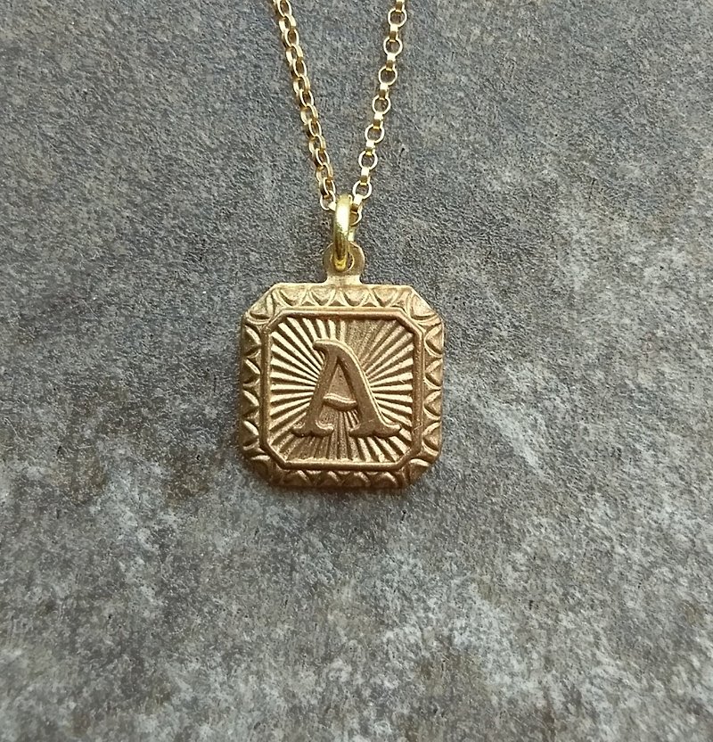 古董黃銅字母項鍊-A - 項鍊 - 寶石 