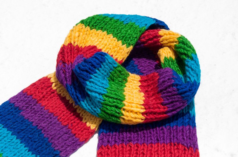 手織純羊毛圍巾/針織圍巾/鉤織條紋圍巾/手工針織圍巾-條紋彩虹色 - 絲巾 - 羊毛 多色