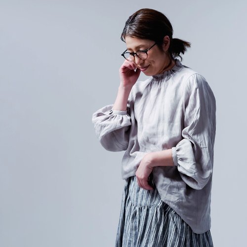 25SS wafu あなたを魅力的にみせるシャーリングネック　リネントップス リネントップス】あなたを魅力的にみせる シャーリングネック