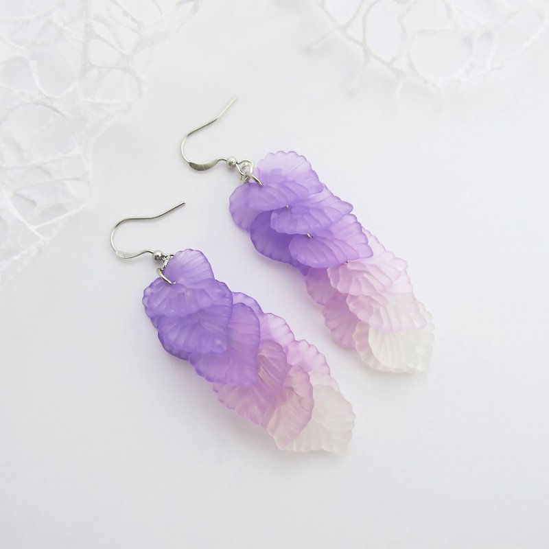 Romantic long earrings leaves purple Llilac earrings Pink feminine earrings gift - 耳環/耳夾 - 壓克力 粉紅色