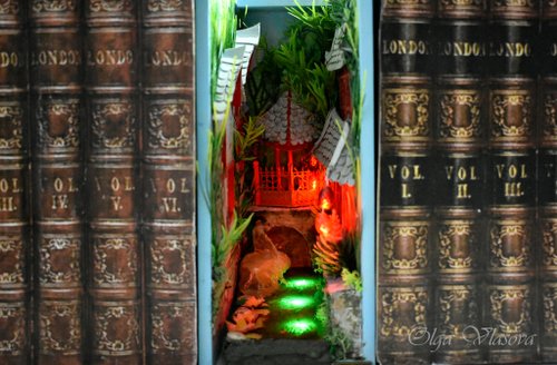 Book nook LIBRARY miniature on the bookshelf - Shop StudioInteriorS  Lighting - Pinkoi