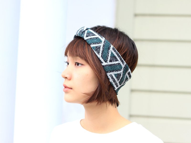 【The MAMA's Closet】Triangle(Green) / Knitted Headband - Hair Accessories - Polyester Green
