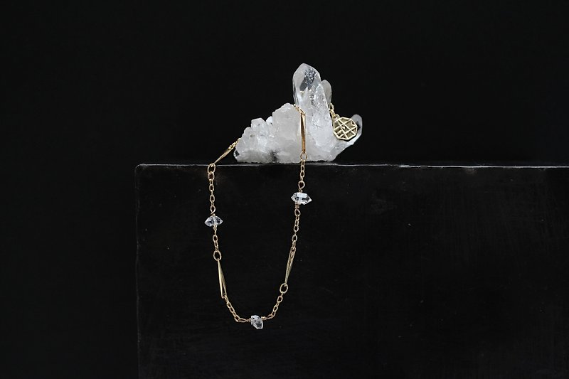 Che | Herkimer Diamond 22k Gold Plated Bracelet - Bracelets - Crystal White