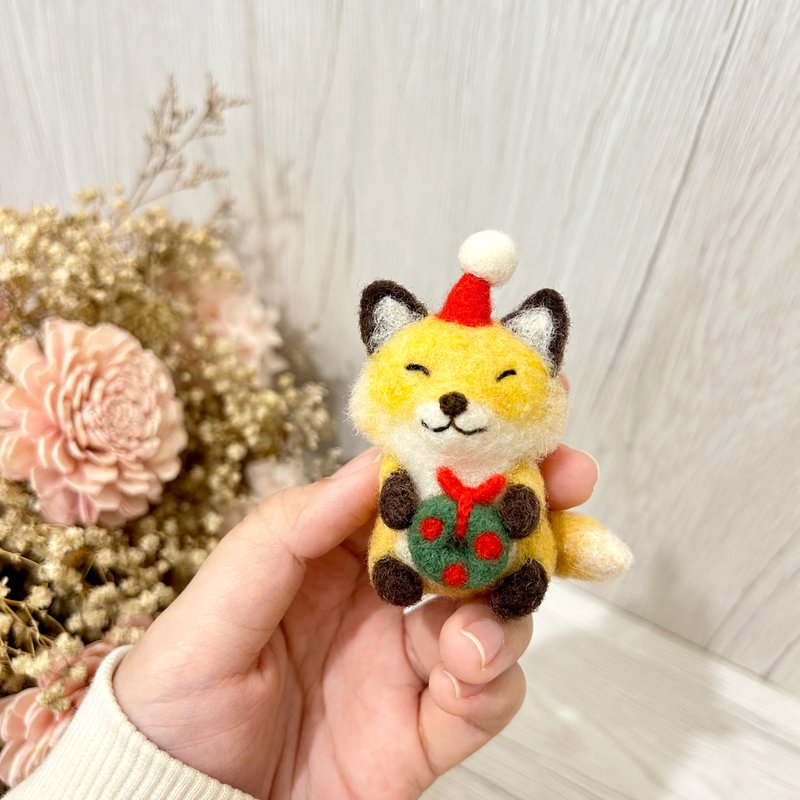 聖誕限定 小狐狸 羊毛氈娃娃 療癒 送禮 - 公仔/玩偶 - 羊毛 黃色