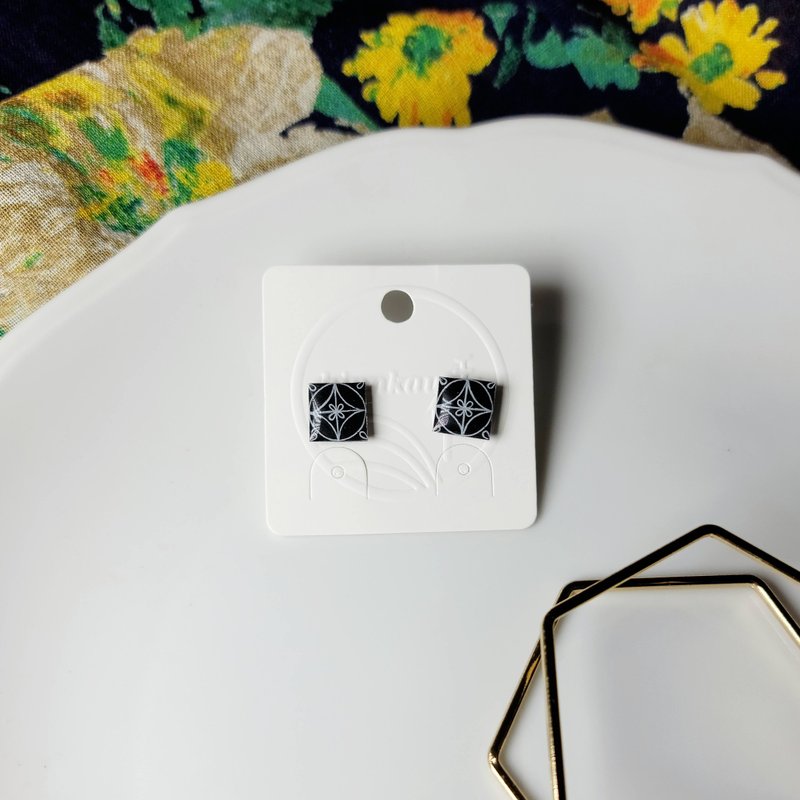 Old Taiwan Tiles Window Grills Pattern Handmade Hand Painted Earrings - Earrings & Clip-ons - Stainless Steel Black