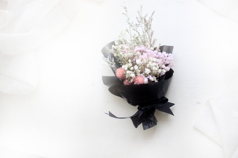 Happy Sweet Fruit Bouquet, White Purple Starry Dry Flower Flower Ceremony - ช่อดอกไม้แห้ง - พืช/ดอกไม้ ขาว