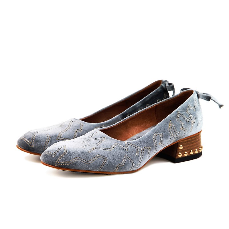 Leather pumps Queenie W1061 Grey Velvet - รองเท้าส้นสูง - ผ้าฝ้าย/ผ้าลินิน สีเงิน