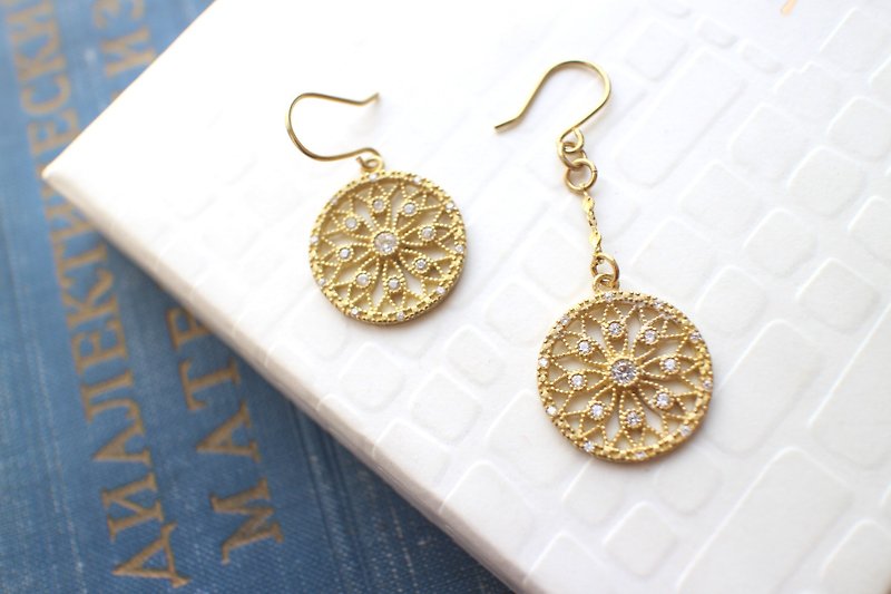 Rose princess -zircon brass handmade earrings - ต่างหู - ทองแดงทองเหลือง สีทอง
