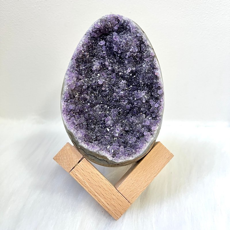 Amethyst Egg | Crystal | Crystal Egg | Crystal Ornament - Items for Display - Crystal Purple
